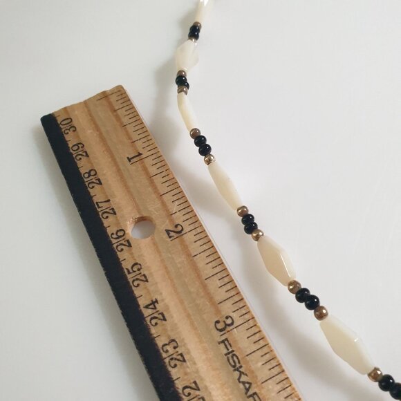 Mother Of Pearl Black Beaded Necklace Barrell Clasp Handmade Jewelry Gift Boho - Picture 4 of 4